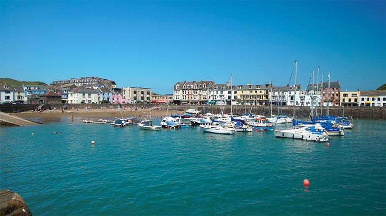 Scenic 4k Filming in and around Ilfracombe